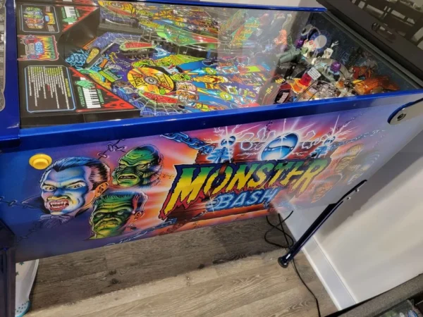 monster pinball game